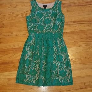 Green lace dress